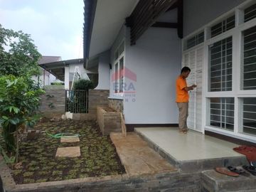 Rumah sukawarna lokasi tengah kota sayap Pasteur 5 menit tol Pasteur