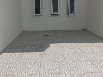 Rumah cluster 2 lantai di Kp Tengah Kramat jati Jakarta Timur
