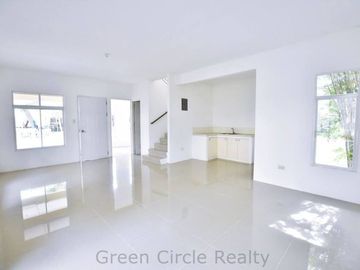 House and lot for sale in Cavite, with Balcony, near Manila