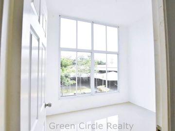 House and lot for sale in Cavite, with Balcony, near Manila