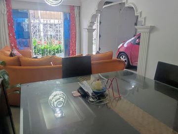 casa en venta en ciudad 2000. Cod V17040