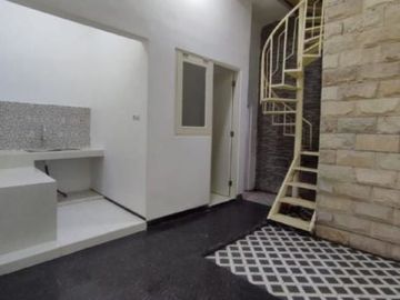 Rumah Nirwana Eksekutif, MODEL MINIMALIS, ROW 3 MOBIL, SIAP HUNI