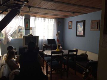 CASA AMPLIA Y  RENTABLE  EN VENTA BARRIO ROMA IV, BOGOTA COLOMBIA