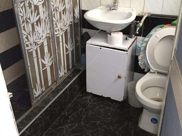 CASA AMPLIA Y  RENTABLE  EN VENTA BARRIO ROMA IV, BOGOTA COLOMBIA