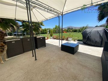 Casa en parcela en arriendo 4D/5B en Padre Hurtado