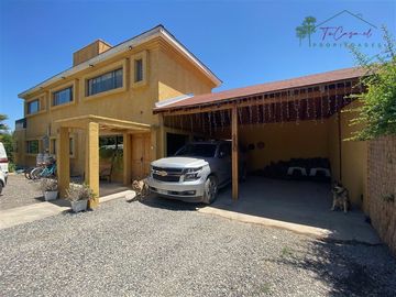 Casa en parcela en arriendo 4D/5B en Padre Hurtado