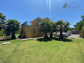 Casa en parcela en arriendo 4D/5B en Padre Hurtado