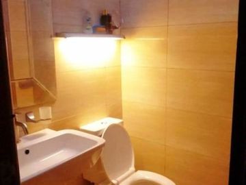 Spacious Two Storey House and Lot for Sale in Hensonville An