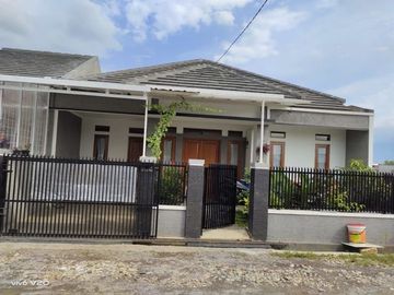 Terlaris, Perumahan exclusive konsep minimalis; Bandung