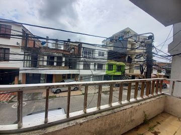 VENTA de CASAS en DOSQUEBRADAS