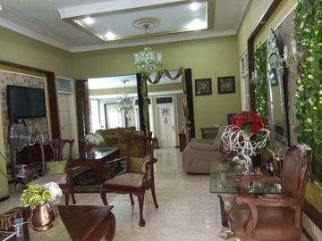 Rumah Mewah Luxury Kolam Renang Tanah Luas Selatan Ambarukmo Plaza