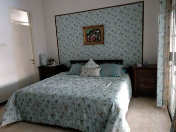 Rumah Mewah Luxury Kolam Renang Tanah Luas Selatan Ambarukmo Plaza