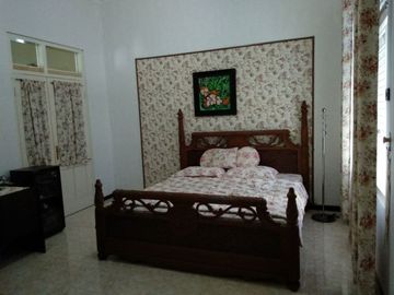 Rumah Mewah Luxury Kolam Renang Tanah Luas Selatan Ambarukmo Plaza
