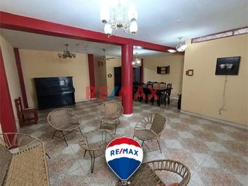 🏡 ¡OPORTUNIDAD ÚNICA EN PIURA! 🏡

¿Estás buscando la casa perfecta en una ubicación privilegiada? ¡Tu búsqueda ha terminado! Presentamos una exclusi