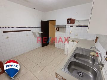 🏡 ¡OPORTUNIDAD ÚNICA EN PIURA! 🏡

¿Estás buscando la casa perfecta en una ubicación privilegiada? ¡Tu búsqueda ha terminado! Presentamos una exclusi