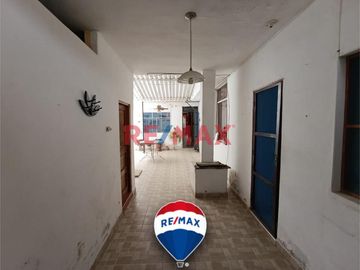 🏡 ¡OPORTUNIDAD ÚNICA EN PIURA! 🏡

¿Estás buscando la casa perfecta en una ubicación privilegiada? ¡Tu búsqueda ha terminado! Presentamos una exclusi