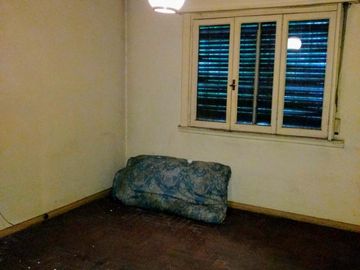 CASA EN LOTE PROPIO DE 3 AMBIENTES. ¡¡¡ IDEAL PARA CONSTRUCTORES