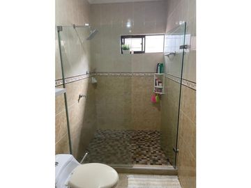 SE VENDE CASA EN LA CASTELLANA DE MONTERA