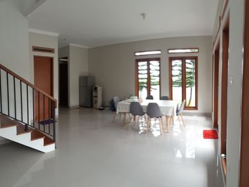 TERMURAH Rumah Cigadung Hills Dago Asri DKT Tubagus Ismail Bandung