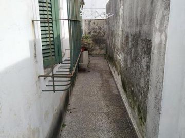 Casa PH en venta en Remedios de Escalada Oeste