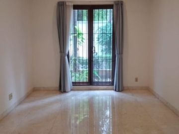 For Rent 4BR Beautiful House with Big Garden at South Kemang