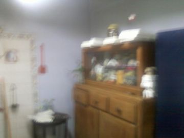 CASA CON LOCAL COMERCIAL IDEAL PARA 2 FAMILIAS en Glew Este