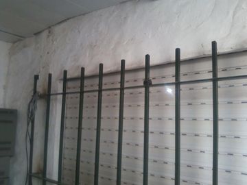 CASA CON LOCAL COMERCIAL IDEAL PARA 2 FAMILIAS en Glew Este