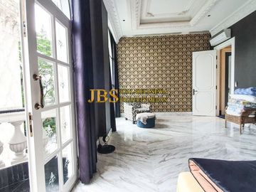 Dijual Villa Hook Very Lux View Swimming Pool Full Furnish Super Lux Komplek Citra Garden Cluster Mansion Garden