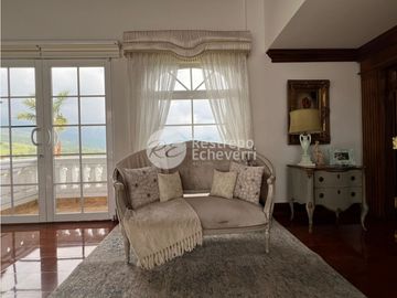 Casa en Venta en conjunto, La Alhambra, Manizales