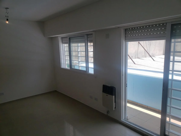 CON RENTA - Departamento en Venta en Almagro 1 ambiente 30 m2 + balcón al contrafrente - Pringles 1100
