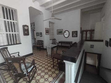 CASA EN VENTA ESTILO NEOCLASICO COL. CENTRO VERACRUZ,VER.