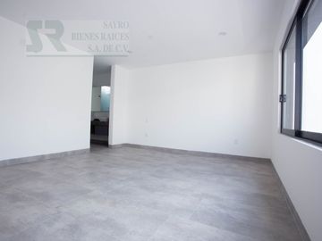 Casa con opción a 4a Habitación en Zibatá, Santiago de Querétaro Centro