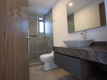 Casa con opción a 4a Habitación en Zibatá, Santiago de Querétaro Centro