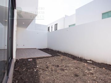 Casa con opción a 4a Habitación en Zibatá, Santiago de Querétaro Centro
