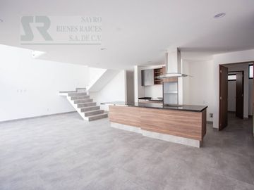 Casa con opción a 4a Habitación en Zibatá, Santiago de Querétaro Centro