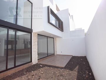 Casa con opción a 4a Habitación en Zibatá, Santiago de Querétaro Centro