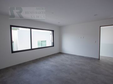 Casa con opción a 4a Habitación en Zibatá, Santiago de Querétaro Centro