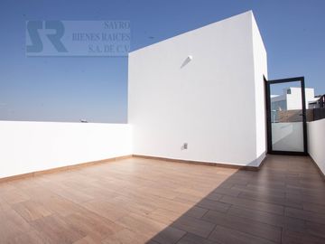 Casa con opción a 4a Habitación en Zibatá, Santiago de Querétaro Centro