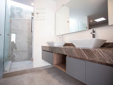Casa con opción a 4a Habitación en Zibatá, Santiago de Querétaro Centro