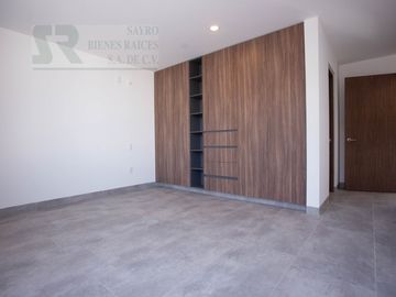 Casa con opción a 4a Habitación en Zibatá, Santiago de Querétaro Centro