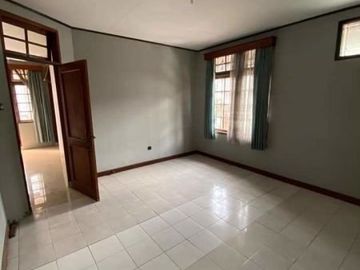 Rumah Terusan Cigadung Timur dekat tubagus ismail, cikutra,