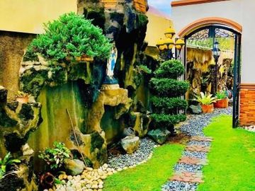 House for SALE with 5 Bedroom in Angeles City Near Clark and SM