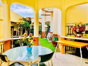 House for SALE with 5 Bedroom in Angeles City Near Clark and SM