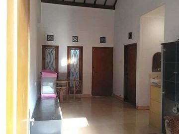 Rumah sariwangi dekat ciwaruga, sarijadi, gegerkalong bandung