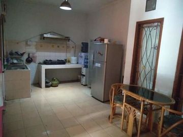Rumah sariwangi dekat ciwaruga, sarijadi, gegerkalong bandung