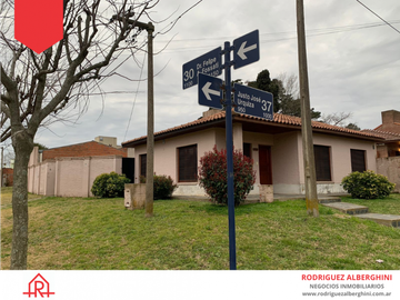 Casa en excelente ubicación (Calle 37 esq. 30)