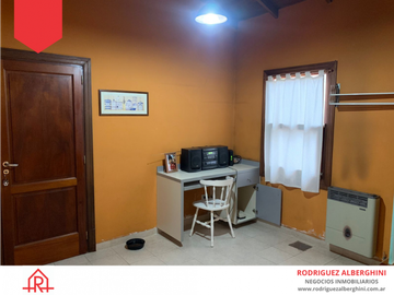 Casa en excelente ubicación (Calle 37 esq. 30)