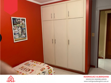 Casa en excelente ubicación (Calle 37 esq. 30)