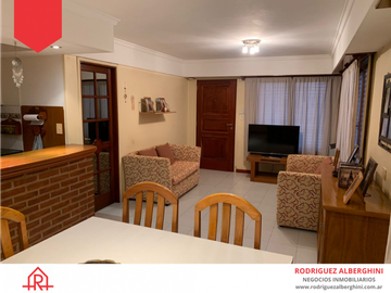 Casa en excelente ubicación (Calle 37 esq. 30)