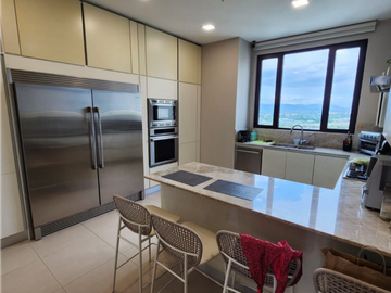 Apartamento en venta Ph Santa Maria Court-Santa Maria (BORA)